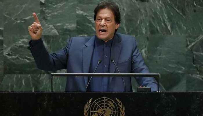 shiekmuhammad1's tweet photo. Imran Khan as New victim of "Regime Change Plan" 
 #امپورٹڈ_حکومت_نامنظور 
#ImranKhan
#DrQadriWasRight
#BaniGala https://t.co/u6wg9nIIQO