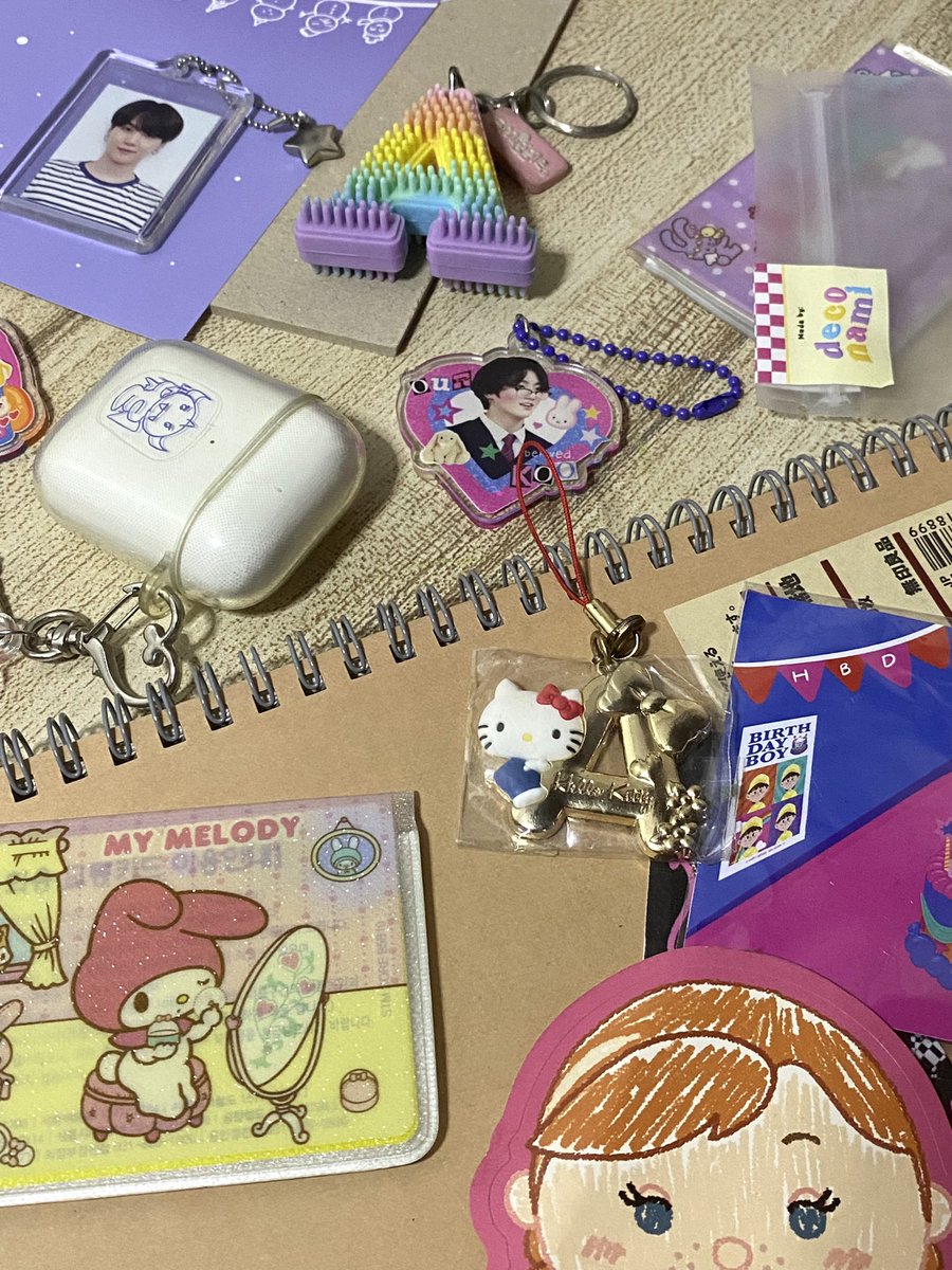 mess today .. 🪷🎧🩰🚏🍥