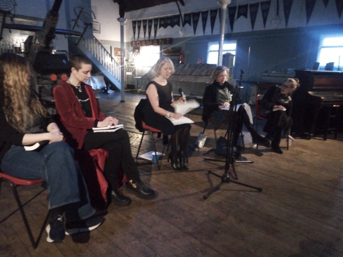 jacquilofthouse's tweet photo. I loved chairing our Friday literary event which raised raised £780 for @WarChildUK. ‘Fragile Borders, Fragile Bodies’, a fascinating evening thanks to @MirandaGoldWri1 @JollyAlice @anaseferovic #franlock and to @LauraFoundation for generosity, @RoopaFarooki for photos. #ukraine https://t.co/6TAHJhYReP