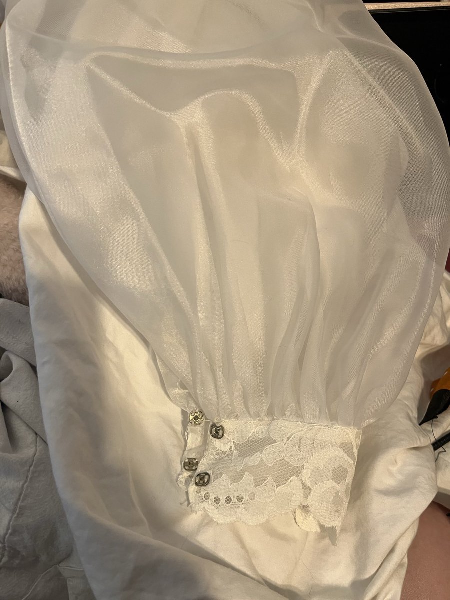 cutting up old junk today  #upcycle #recycle #art #artist <a href="/AngelaMowery4/">Creative Girl in Texas</a>