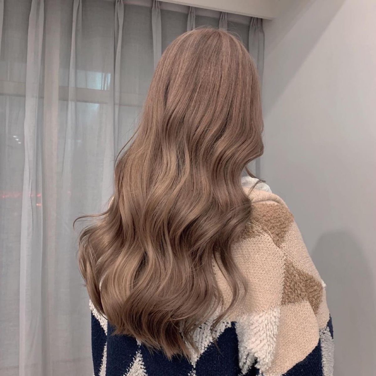 stylepearypiee's tweet photo. เซฟสีผมไว้ อยากได้สีผมแบบนี้มากก สวยไปหมดเลย https://t.co/09pgCxy5MW