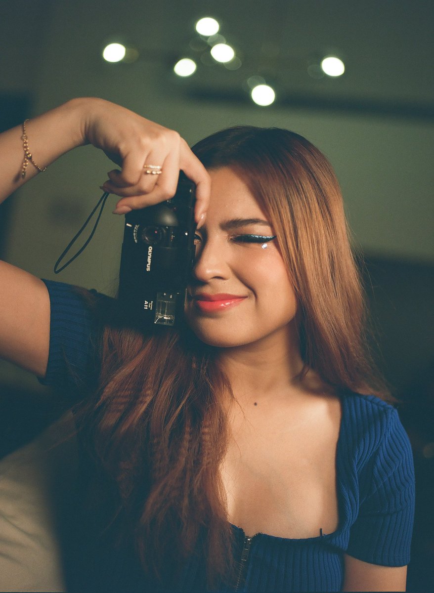 alexailacad's tweet photo. Posting a new vlog at 6pm 🤍 Gonna be giving away an amazing film camera so make sure you don’t miss it 🥰 https://t.co/2DRGZUHfTD