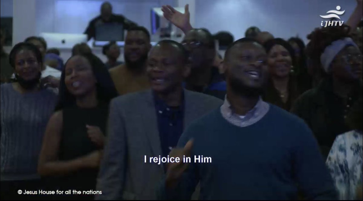 jesushouseuk's tweet photo. We are more than conquerors through Christ who loved us🙌
#PalmSunday🌿
#God #Jesus #Christian #Church✝️
#JesusHouseUK #SundaysAtJH #WeDoGod
#LaunchOut🚀 https://t.co/uvS9fOhpKy