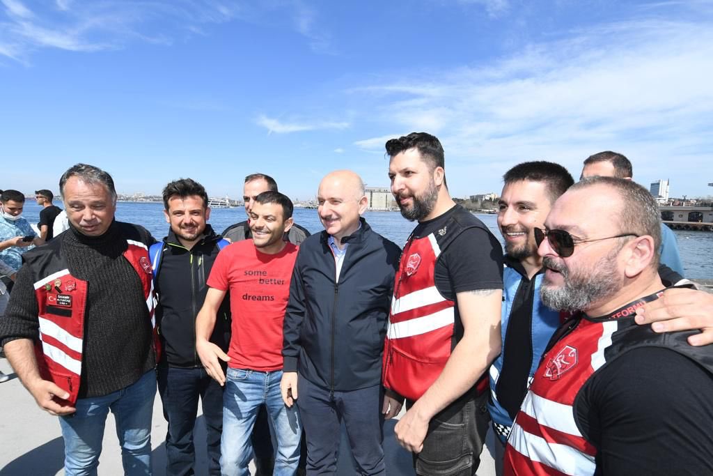 akaraismailoglu's tweet photo. Motorcu kardeşlerimizle birlikteyiz.🏍

Motorcu dostu bariyer uygulamalarını artırıyoruz. https://t.co/5AglGBfnTx
