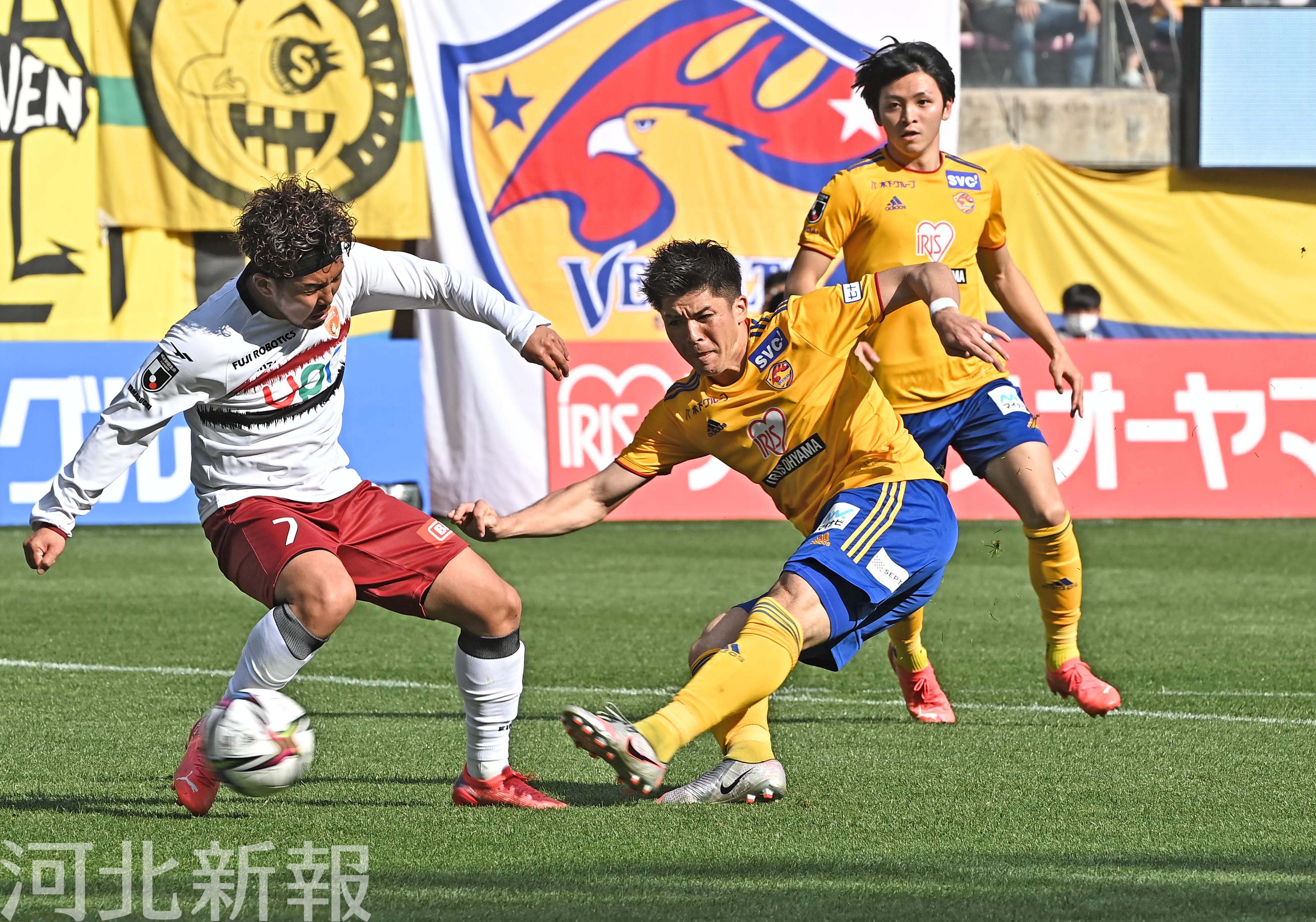 河北新報写真映像部 ベガルタ仙台 第９節 ベガルタ仙台ーレノファ山口 氣田亮真 選手と 富樫敬真 選手のゴールで２ １と仙台の勝利 ２連勝です ｊ２ ベガルタ Vegalta T Co Foqfp4yj4u Twitter