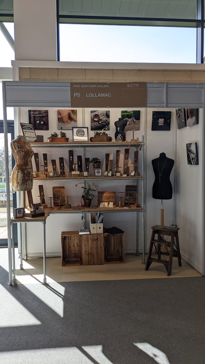 All set and ready to go at @BCTF_Harrogate . Here till Tuesday. If you're a buyer for a gallery or gift shop, and looking to stock some fabulous handmade jewellery, let's chat! #LollaMac #ukjewellerymaker