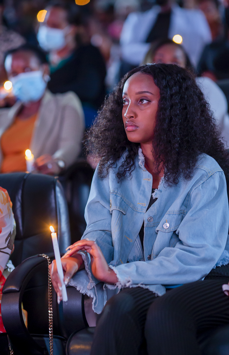 Miss Rwanda tweet media