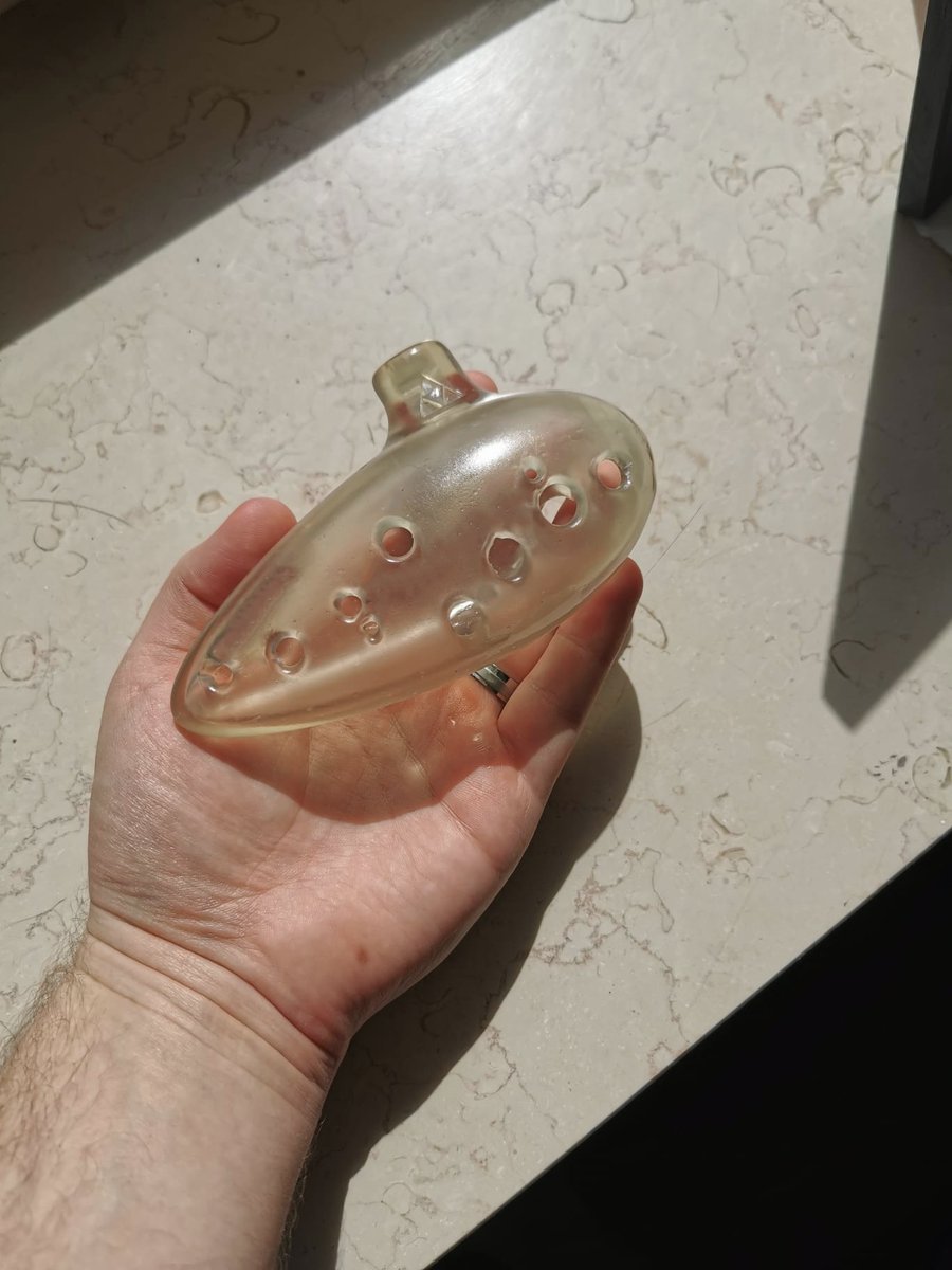 FireFly3DPrints's tweet photo. We've tested some transparent resin 🤔
#FireFly3Dprints #3Dprinted #elegoo #resin #ocarina #zelda #crystal https://t.co/3wwU1eD3Es