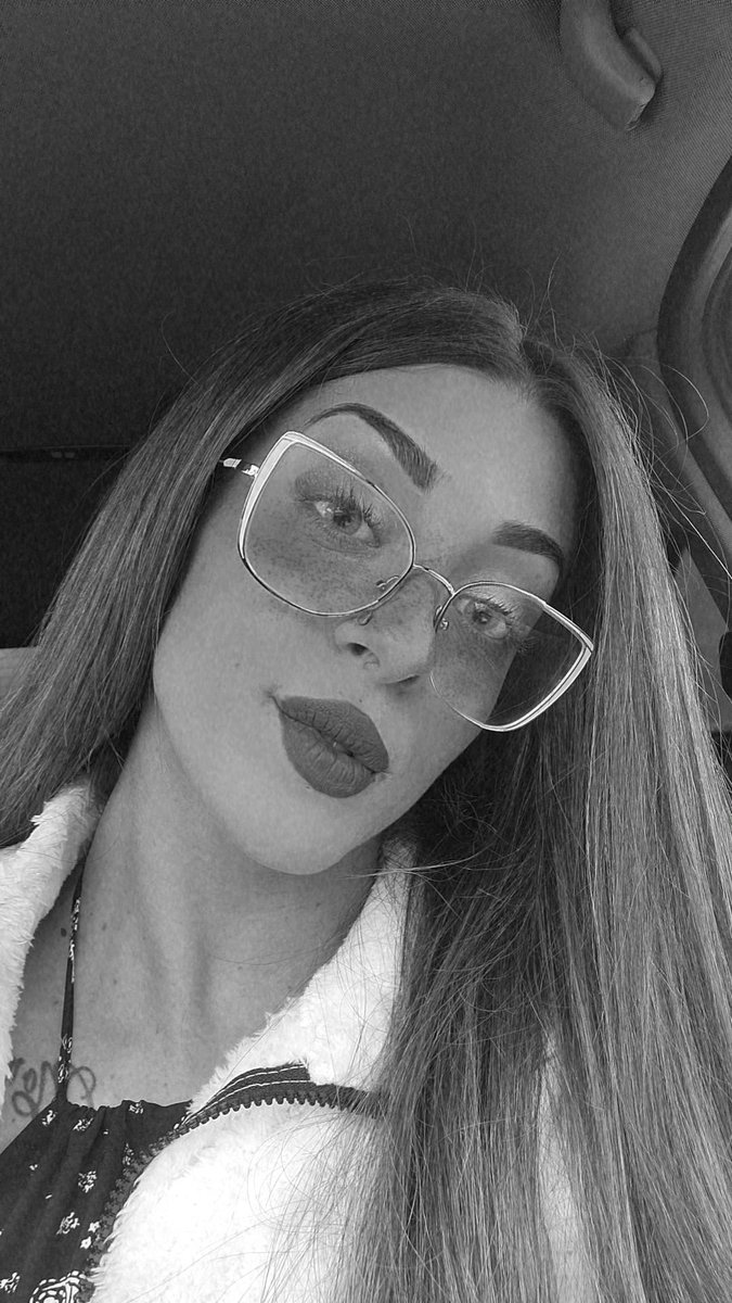Lhooob75's tweet photo. Esta Domingo voy a estar conectada. Con los mejores 
@EstudiosCima ♥️🍌 si estas cariñosote, yo te doy mimos😈 https://t.co/J7o6HTAP0J