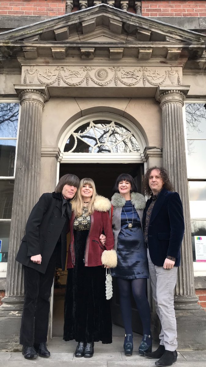 Janine Derbyshire tweet media