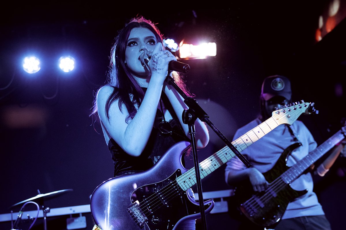 kick_doors's tweet photo. The perfect hat trick! @TizaneMusic 'In the Dark' @jojoandtheteeth 'Don't Get Too Heavy &amp; @The_SoapGirls 'Breathe' All added to next wks @TheSoundLabYES  alt playlist https://t.co/7Ela453QQZ https://t.co/pgufjuuwmj #thesoundlab #qualityradio #thesoapgirls #tizane #jojoandtheteeth https://t.co/vtVrmfmQ89
