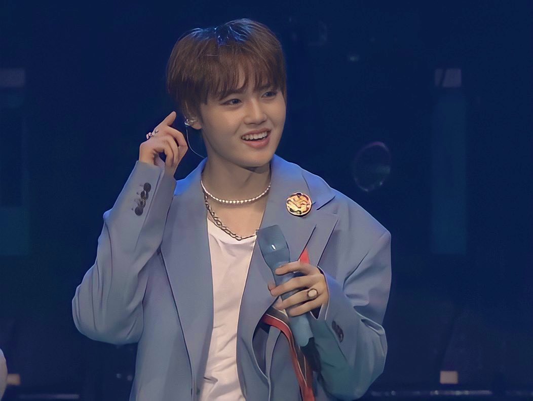 ✼ (@kdygallery) on Twitter photo 