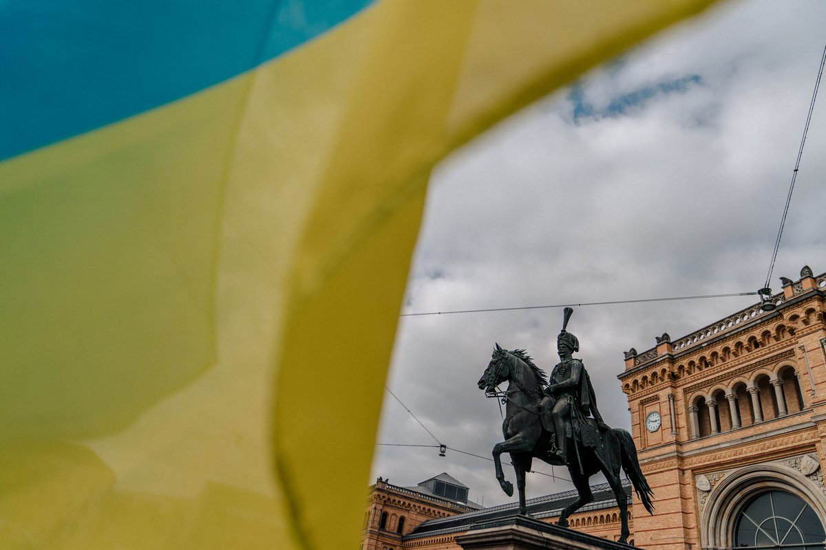 Support Ukraine
#standwithukraine

#fotokurs #fotoworkshop #fotoschule #fotografierenlernen #fotografielernen #instahannover #hannoverliebt  #hannoverfotografie #hannover_fotografie #hannover