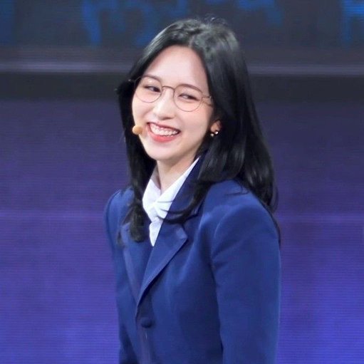 MinaSbear's tweet photo. Love ain't a science, uhm uhm. ✨

#osd  #onceselcaday  @JYPETWICE https://t.co/dDQvytZqqM