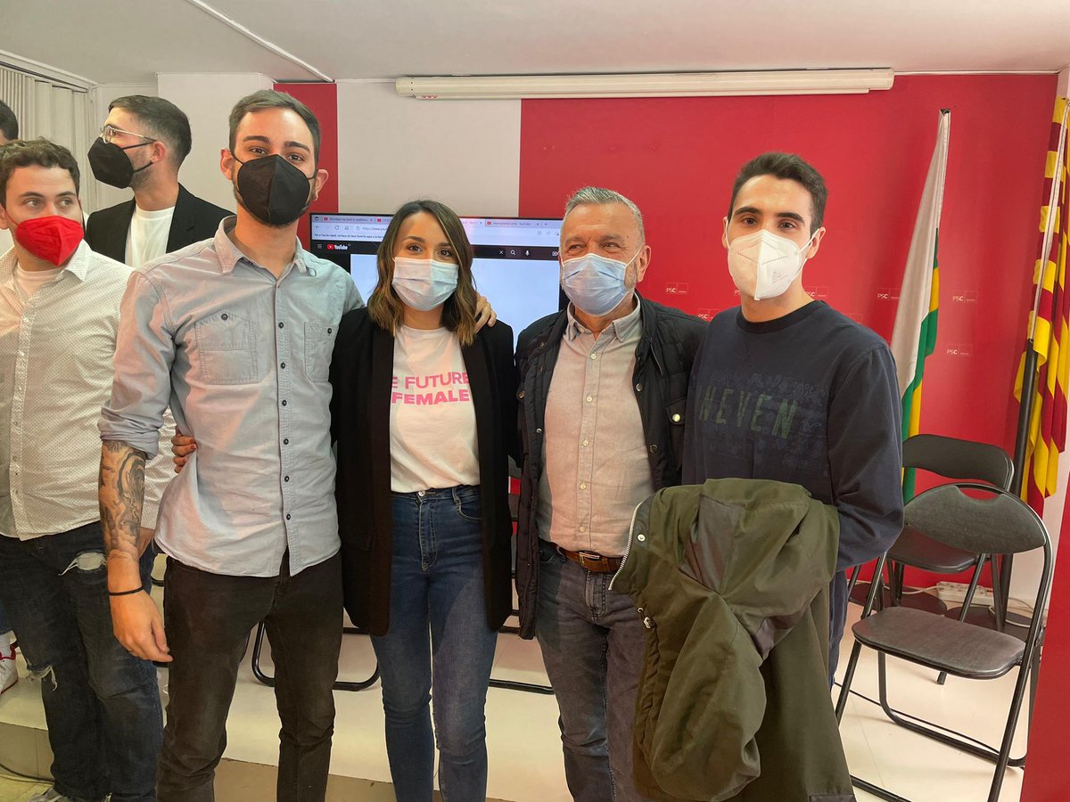 La <a href="/JscSpm/">JSC Santa Perpètua de Mogoda/❤💛💜</a> va estar ahir al nostre IX congrés de Federació on en @Manel_Tacat va ser nomenat secretari d’afers socials.

Enhorabona i molts encerts a la nostra nova primera secretaria, <a href="/carolsanchiis/">Carolina Sanchís</a> , Santa Perpètua de Mogoda sempre llesta per treballar pel socialisme ❤️✊🏼🌹