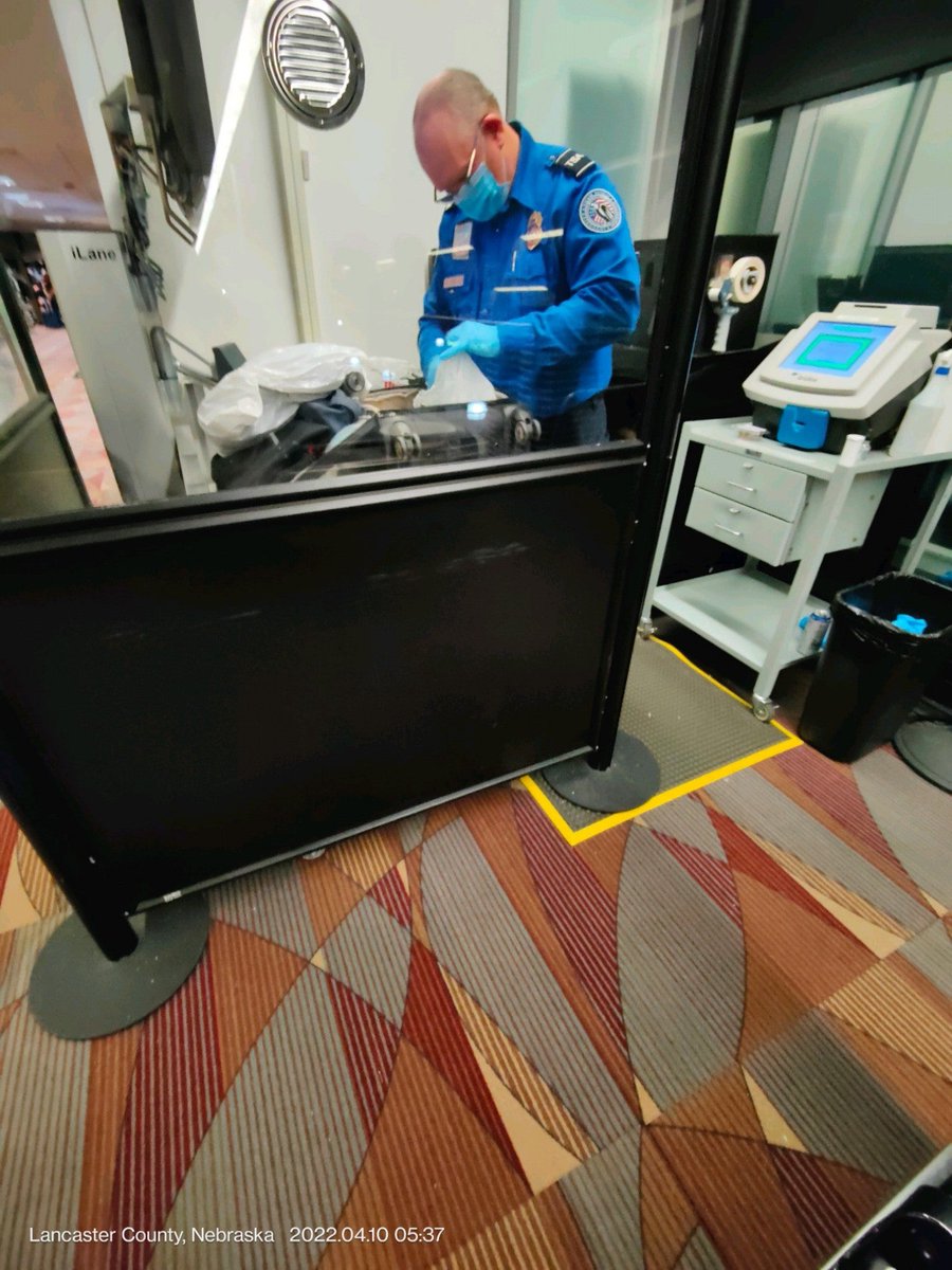 First class escort, w/TSA pre-check. #NebraskaHonestlyitsnotforeveryone (@ Lincoln Regional Airport (LNK) - @lnkairport in Lincoln, NE) swarmapp.com/c/9FIisynEwPg