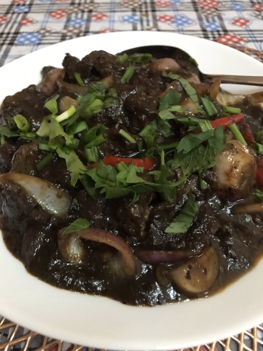 neo_fake7's tweet photo. Today’s menu for iftar:
Daging kicap 🐂
VS
Buttermilk prawn 🍤
#YakYakYeah #YakYakYeah https://t.co/wokzN2OnUT