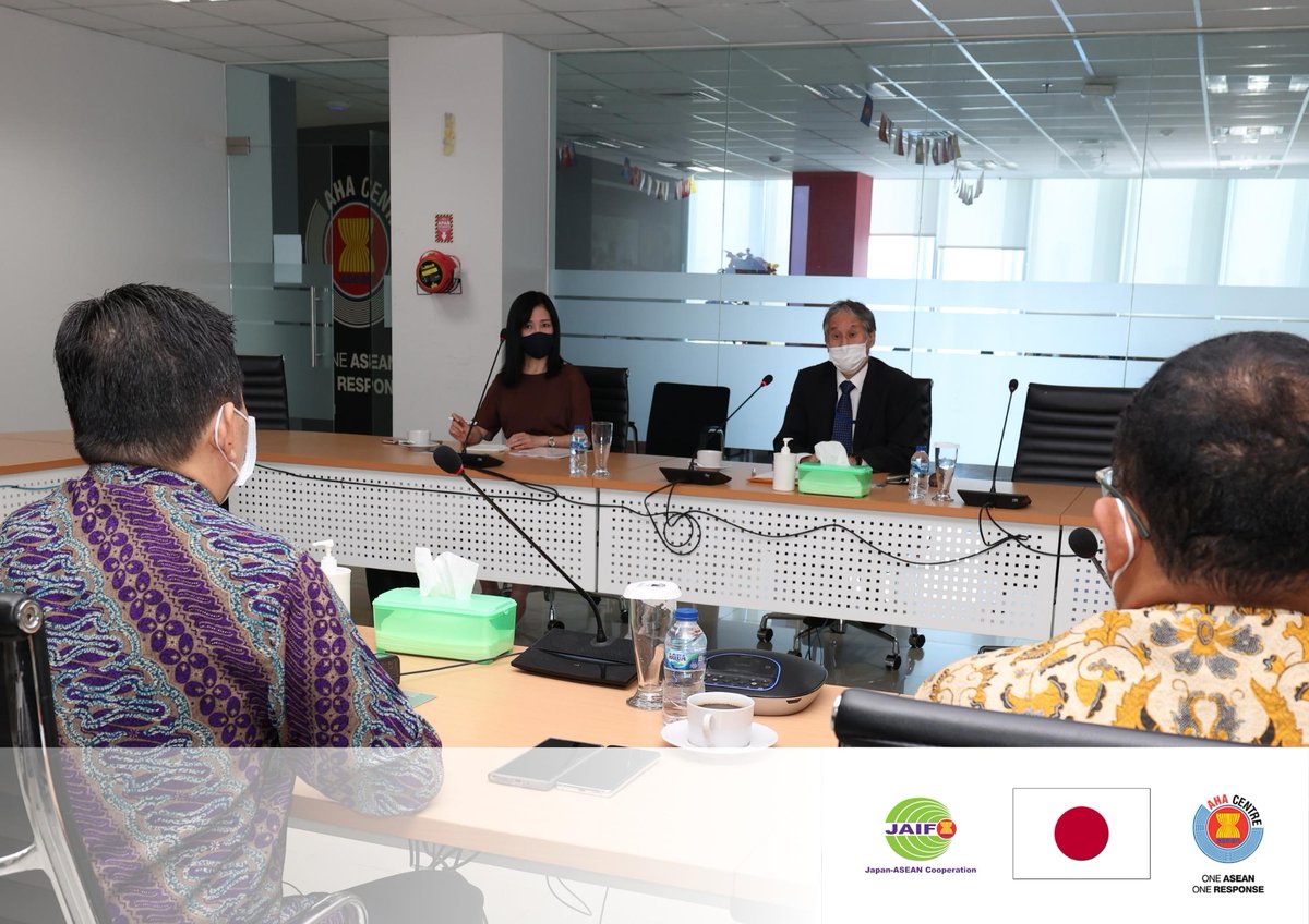 AHACentre's tweet photo. Honoured to welcome Mr. Kodama Yoshinori, Minister and Deputy Head, Mission of Japan to ASEAN, to the AHA Centre.
The meeting discussed the Government of Japan’s long-standing support towards AHA Centre's disaster management efforts through #JapanASEANIntegrationFund #JAIF https://t.co/rSKCCdyfnS