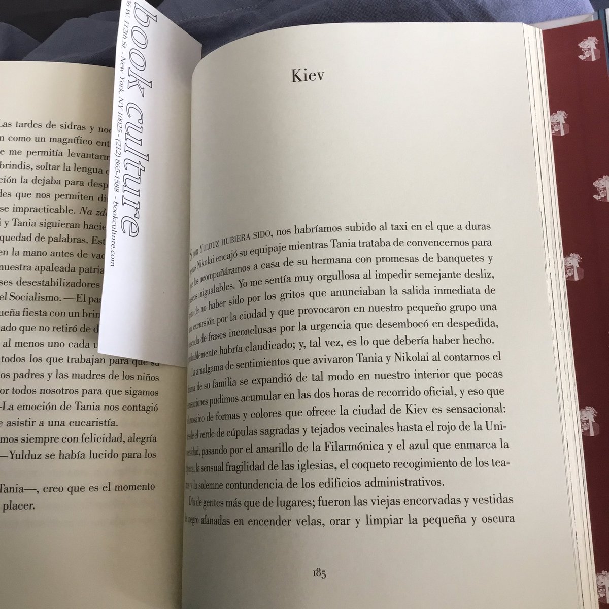 ruidocorazon's tweet photo. Empecé a leer en diciembre “El último verano de la URSS”, antes de que la violencia extrema actual se desencadenara, y cada página cargada de humanidad me rasga y grita #paz Gracias a @todostuslibros_ @NoviembreLibros @reinodecordelia https://t.co/UQD03C9wPP