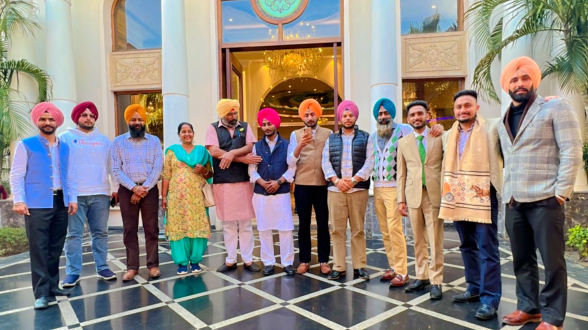 simranjit4303's tweet photo. 👨‍🌾🚜 https://t.co/CMELrQXSIB