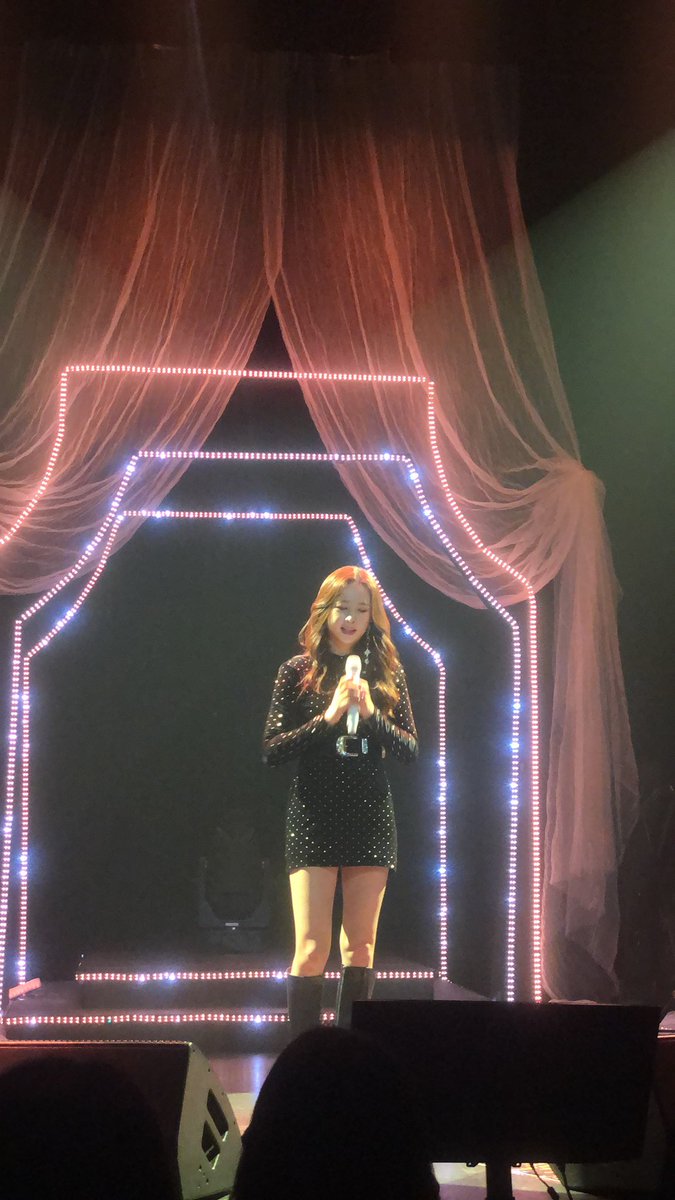 Veggo_Lyn's tweet image. 나의 주말
이렇게
행복하게 마무리 되었네요 덕분에 
#솔지 #콘서트 #firstletter 
@Solji__Official