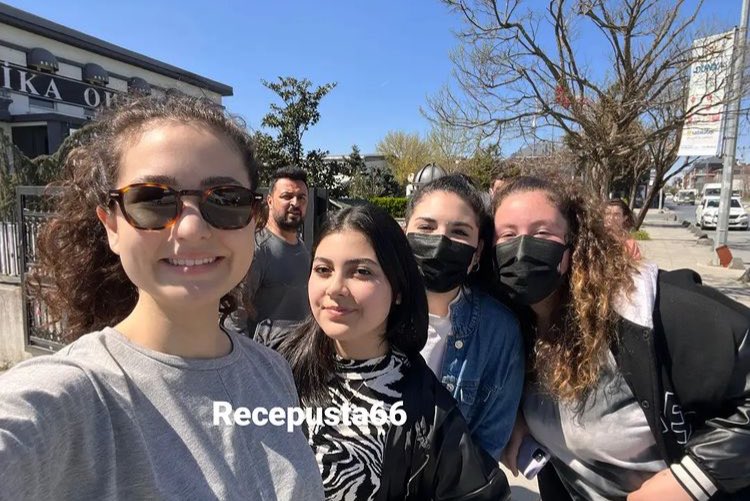 ayberinternat's tweet photo. β πΈ Melis today βοΈβ¨ #schoolset #MelisMinkari #AyBer https://t.co/vkvWaS4V9x