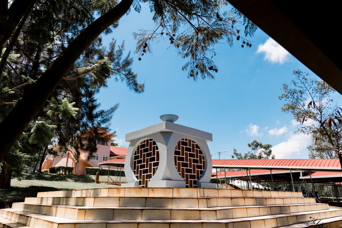 Miss Rwanda tweet media