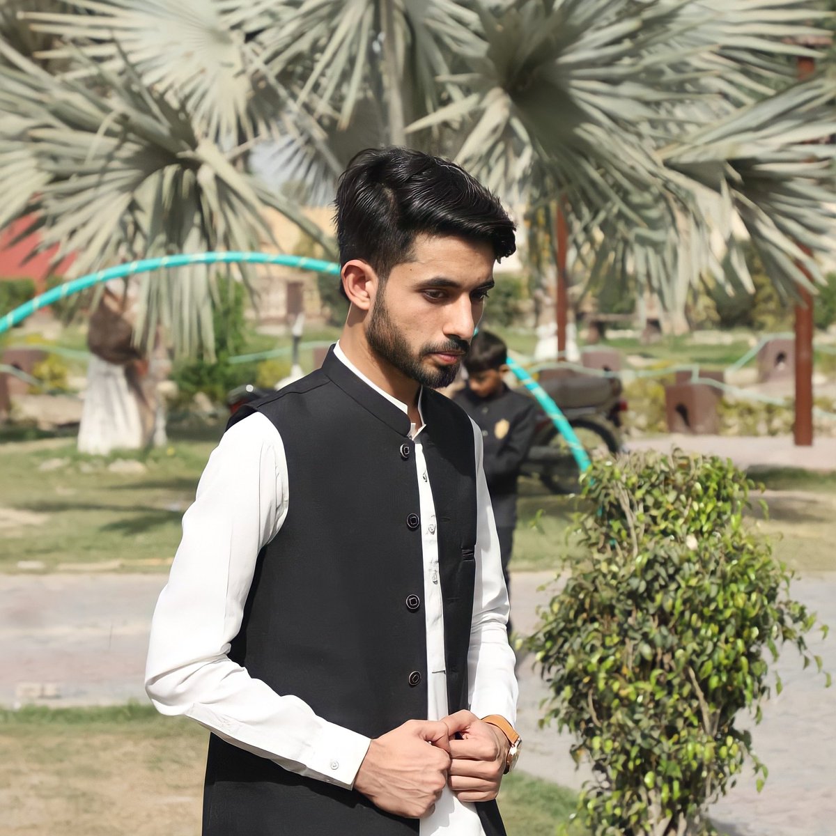 HannanKhanOff's tweet photo. #NewProfilePic
کسی نظر کو تیرا انتظار آج بھی ہے۔۔۔🍂🥀 https://t.co/NzGXi50KFy