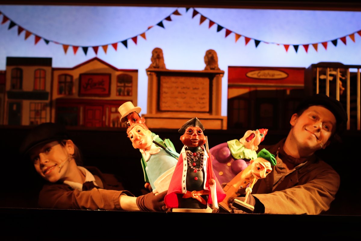 polkatheatre's tweet photo. Some more beautiful images of our show, How to Hide a Lion.
Get you ticket these Easter holidays.
🦁 Now - Sun 24 Apr
🦁 From £10 | Ages 3-6
🦁 Book now 🐾 https://t.co/rX9x4j17t6 https://t.co/tWRHVUIlrK