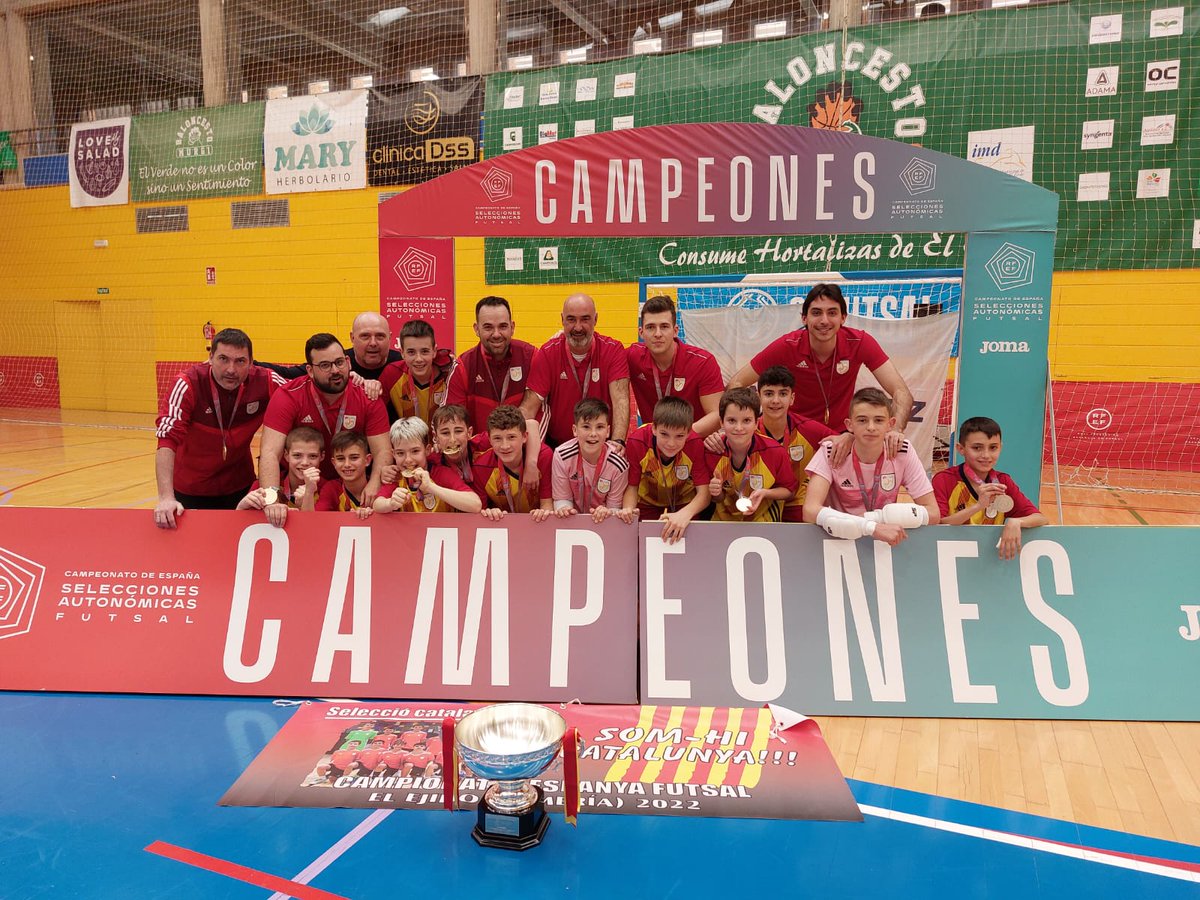 FutSalRFEF's tweet photo. 🏆 ¡Ya tenemos ganadores de los Campeonatos de Selecciones Autonómicas! ¡Enhorabuena a los campeones! 👏🏼👏🏼👏🏼

👦🏼 Alevín: @FCF_CAT 5️⃣-2️⃣ @futgal

👧🏻 Alevín: @FCF_CAT 2️⃣-4️⃣ @RFAF

👧🏻 👦🏼 Benjamín: @RFAF 2️⃣-5️⃣ @FCF_CAT 

🔗 https://t.co/MPIPMf11Bc

#SomosFutsal ⚽ https://t.co/Pf6pKJJdeg