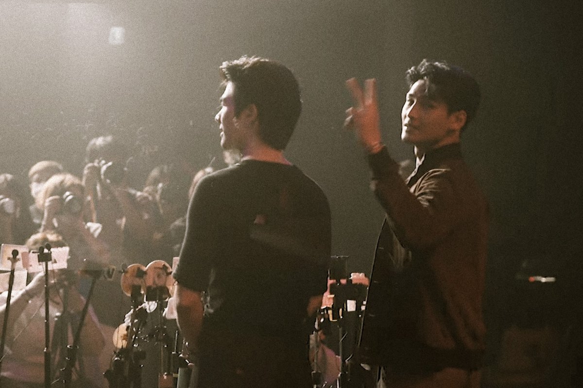 mileapofilm's tweet photo. thank you mile and apo for existing ❤ #MileApo #มายอาโป https://t.co/nt18KqCjwp