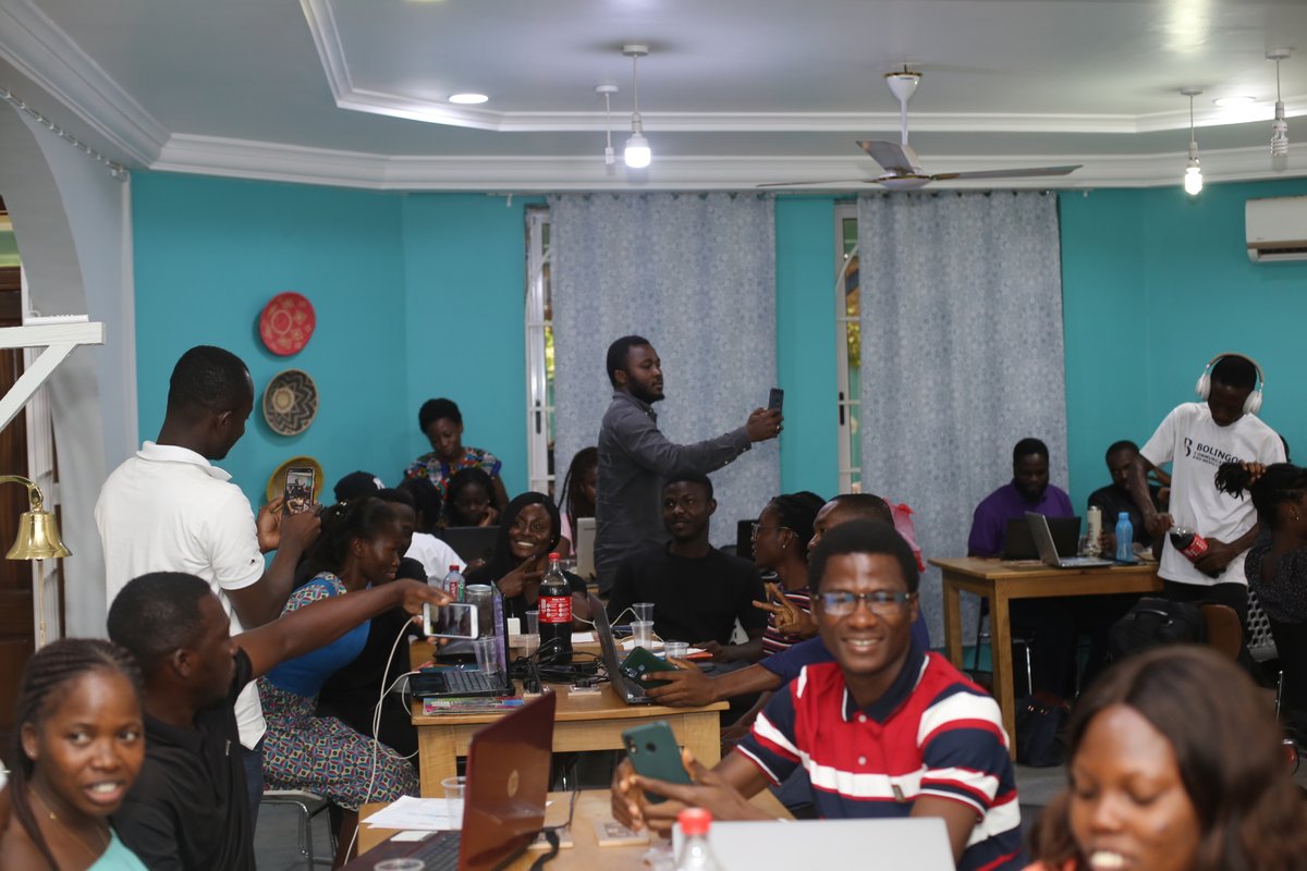 YussifCaesar's tweet photo. @MESTAfrica 
@WhizzyAcademy

#premest #whizzyacademy #mastercardfoundation #socialmediamarketing #jobcreation https://t.co/KK2SW9kAUU