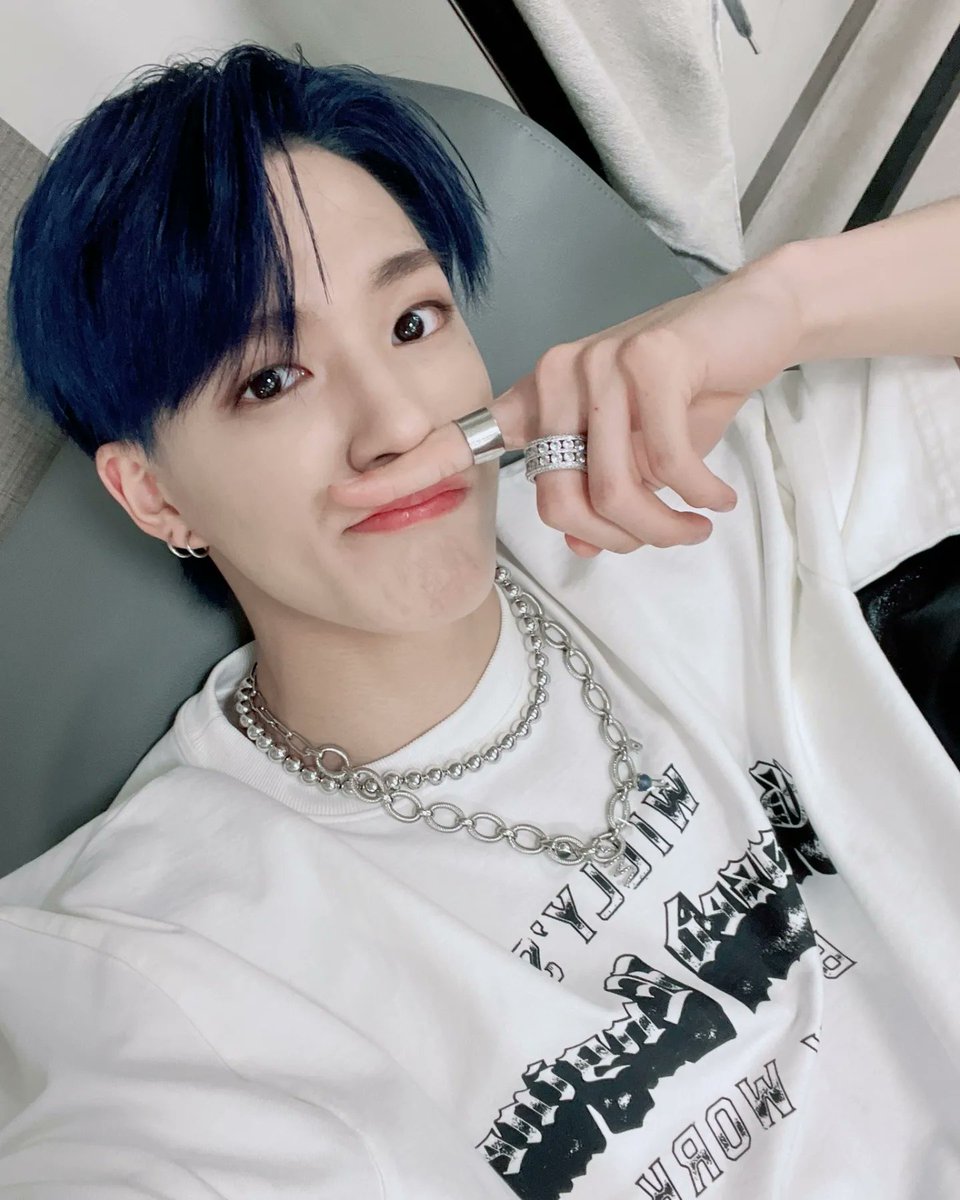 areumdiowoo's tweet photo. You are the one who makes this chest tight every time I see you #JenoUndercut #Jeno lee https://t.co/0ml5U6AqJo