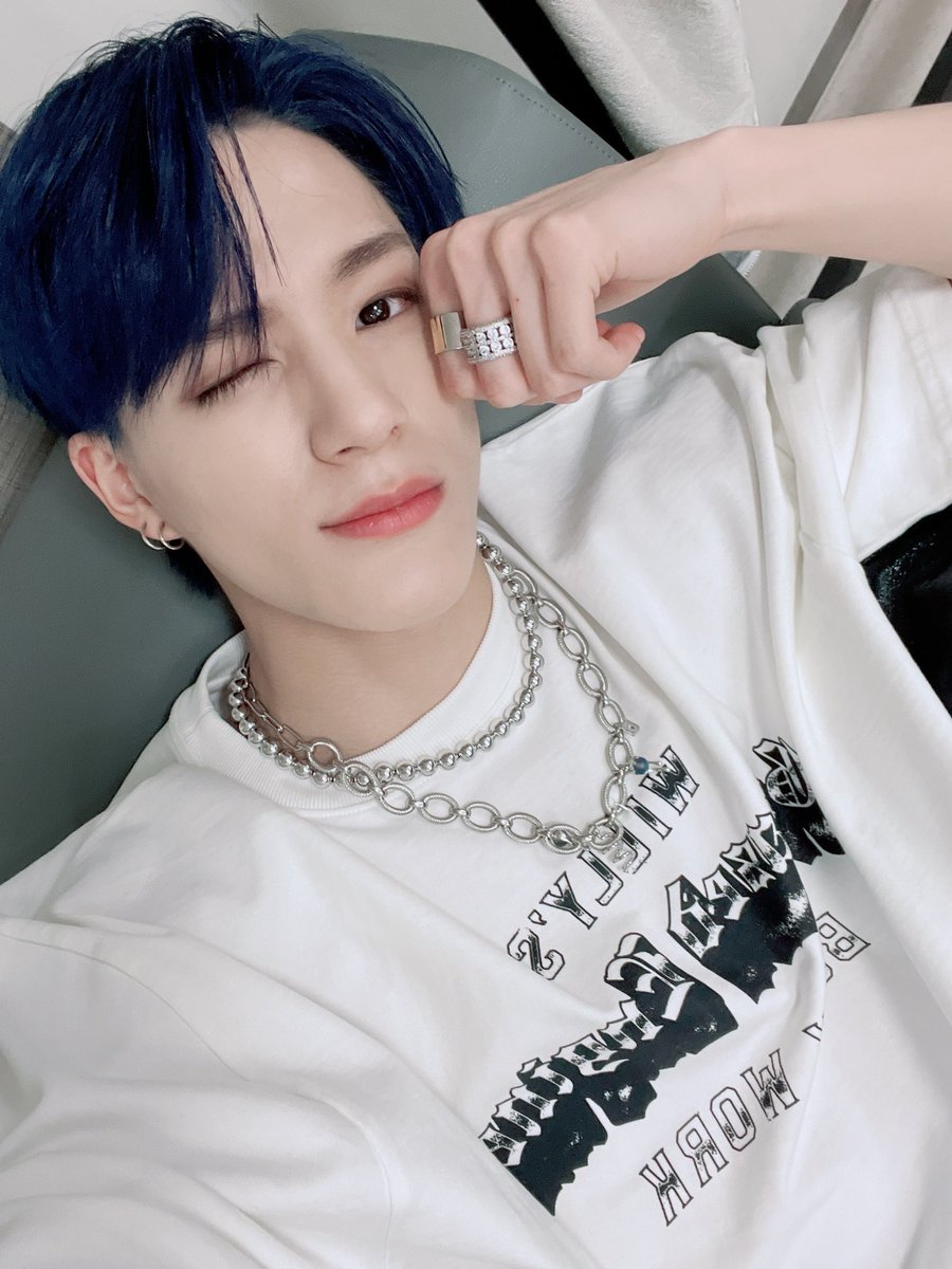 areumdiowoo's tweet photo. You are the one who makes this chest tight every time I see you #JenoUndercut #Jeno lee https://t.co/0ml5U6AqJo