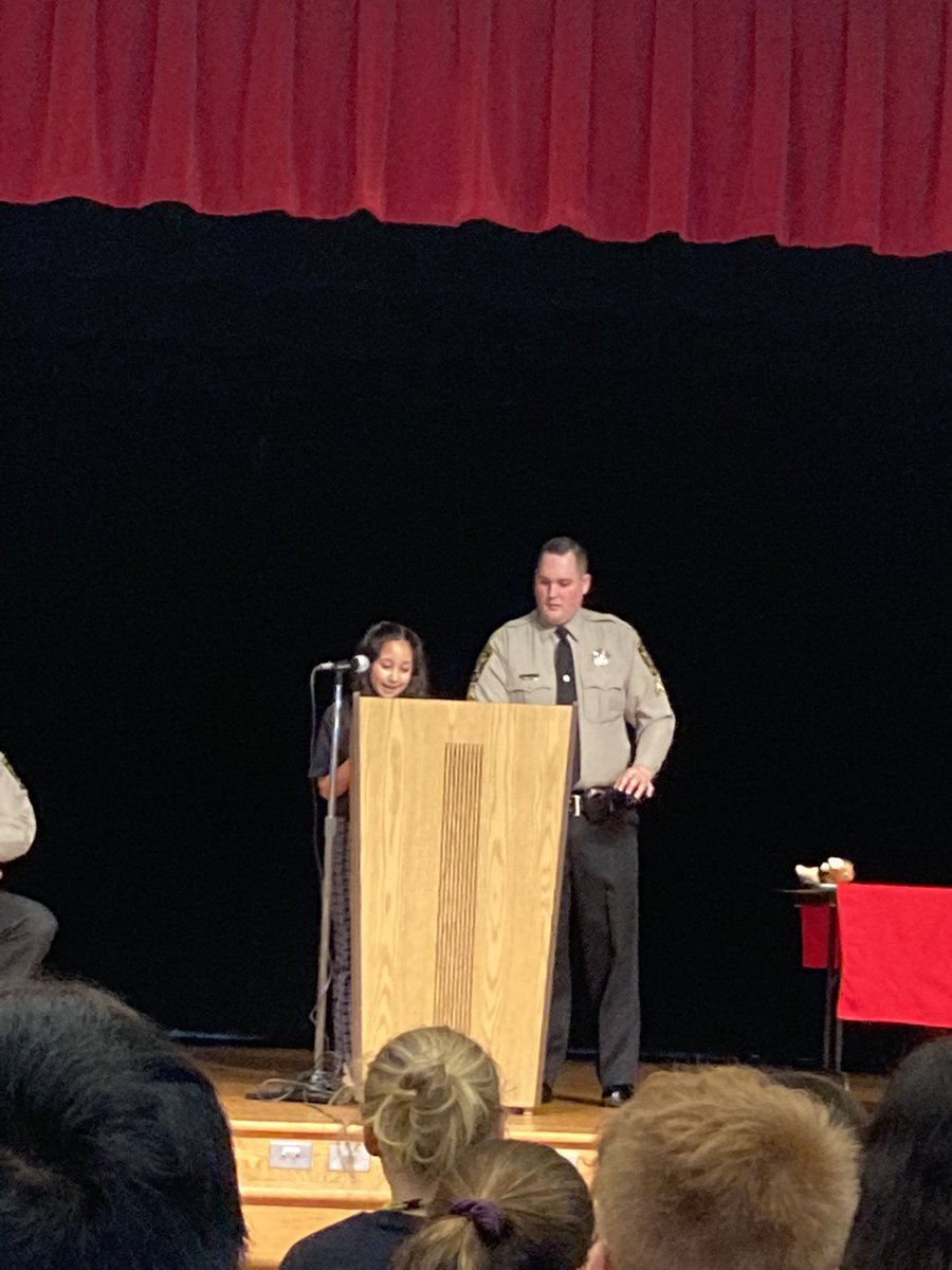 NorthForkMS's tweet photo. Congratulations to the 21-22 DARE graduates! https://t.co/f1dZNq4ht6
