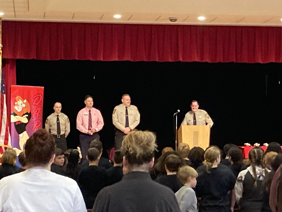 NorthForkMS's tweet photo. Congratulations to the 21-22 DARE graduates! https://t.co/f1dZNq4ht6