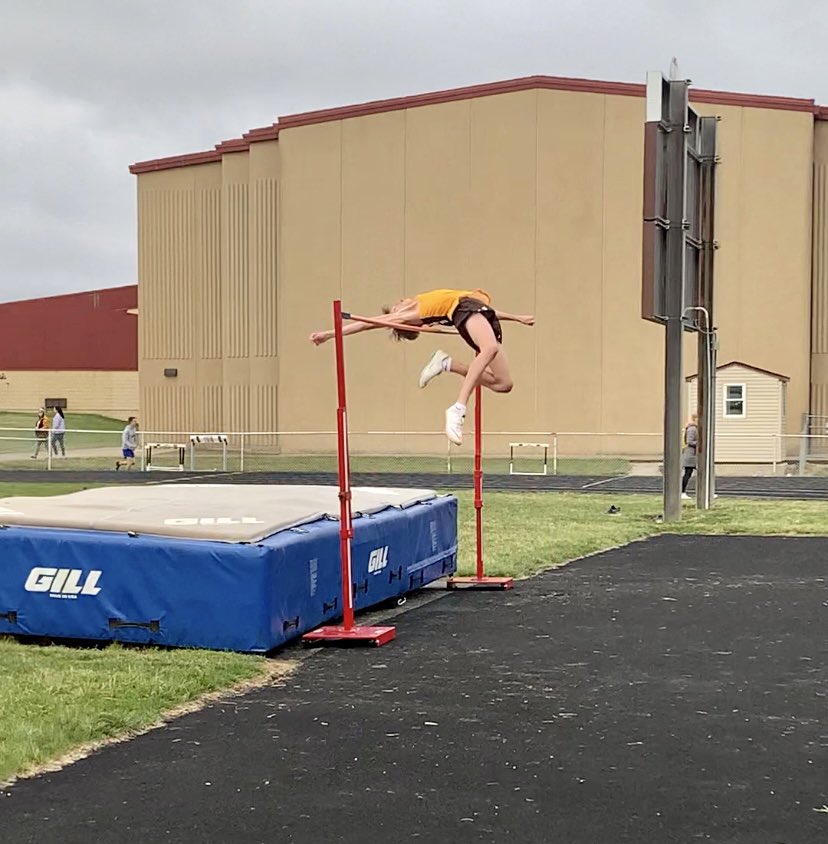 MonroeCentralTF's tweet photo. On Tuesday night Easton Foster broke the Monroe Central Facility record for high jump (6’4”) breaking the previous record set in 1991 (6’3”)

Congratulations Easton! https://t.co/N7X6W0zWt2
