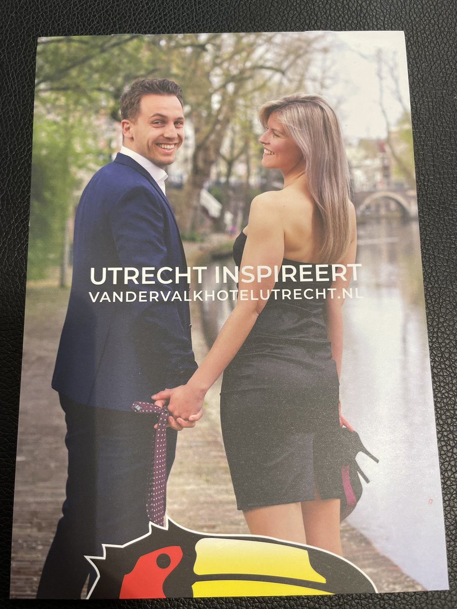 maudmerks's tweet photo. @VanderValkHotel zit hier in een zakelijke bijeenkomst met deze blocnote… wat is hier nou precies de gedachte achter? … https://t.co/Dt0zly2mGM