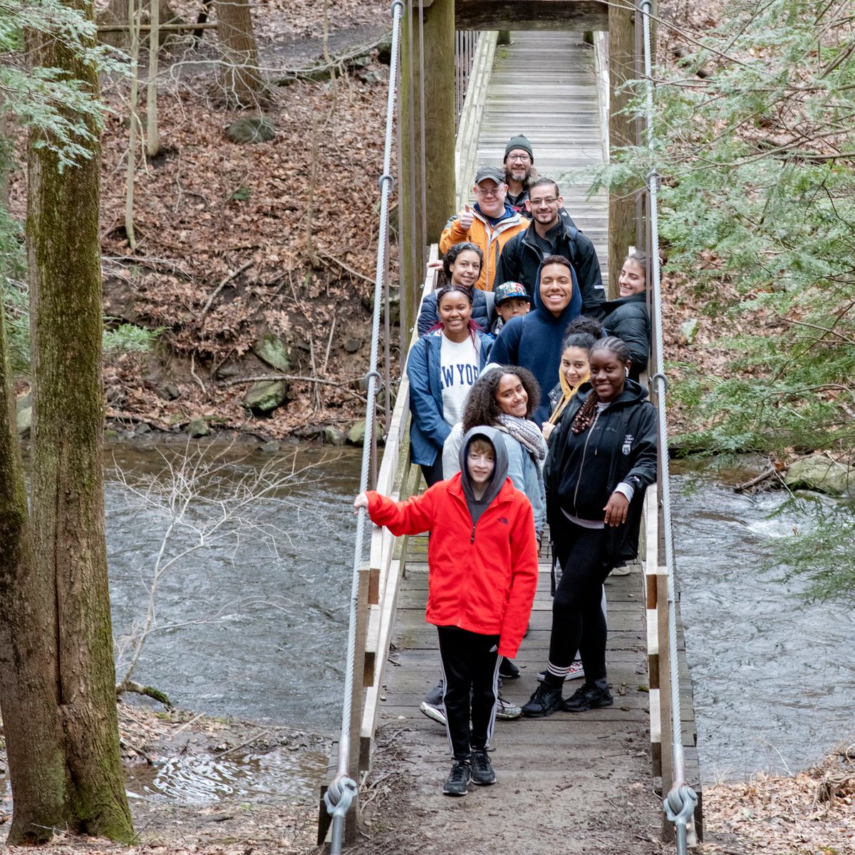 msmc_ny's tweet image. A little rain didn’t stop Mount students, faculty, and staff from enjoying a hike at Black Creek Preserve on Wednesday, April 6! The event was hosted by the Knight’s Outdoor Pursuits and Education Program (KOPE). #MSMCNY #HudsonValley #Nature #hike #hiking #BlackCreekPreserve
