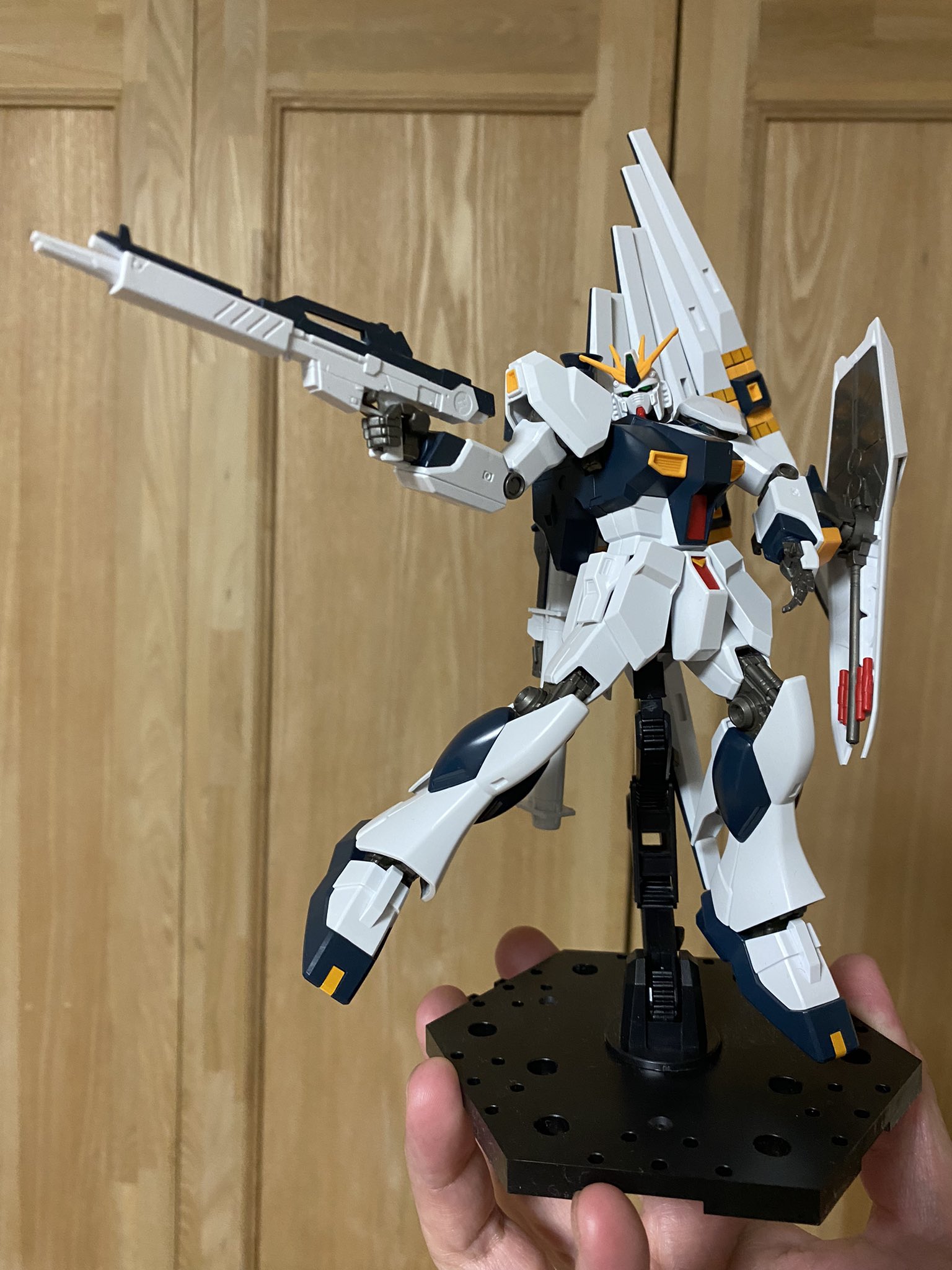 佐野優 Hgのnガンダム出来た やっぱかっこいいし作りも良いな素組でこれやもんな ガンプラ T Co 5rlmdbmlse Twitter