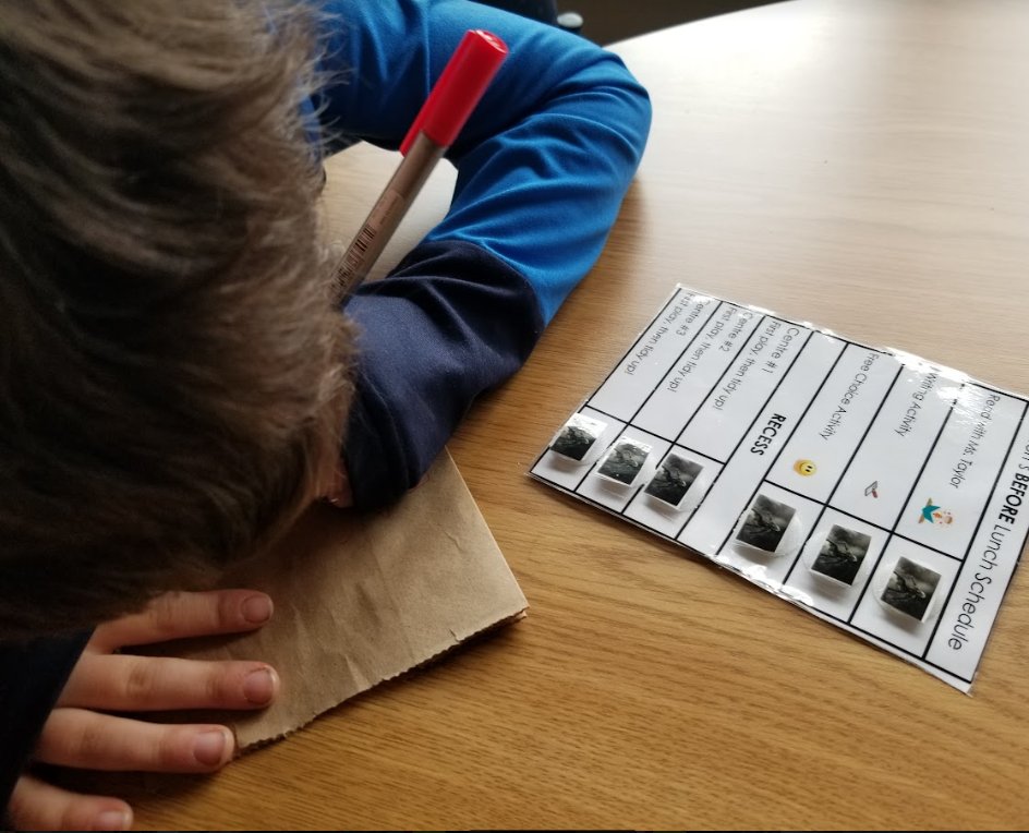 TDSB_RoywoodPS's tweet photo. We all work together! This student is working to create their own visual schedule and getting the Green Goblin to help keep track of tasks that are complete and tasks that still need to be completed during the school day!
#inclusivedesign #visualschedule #wearemany #roywoodrocks https://t.co/0QypiQ5nb9