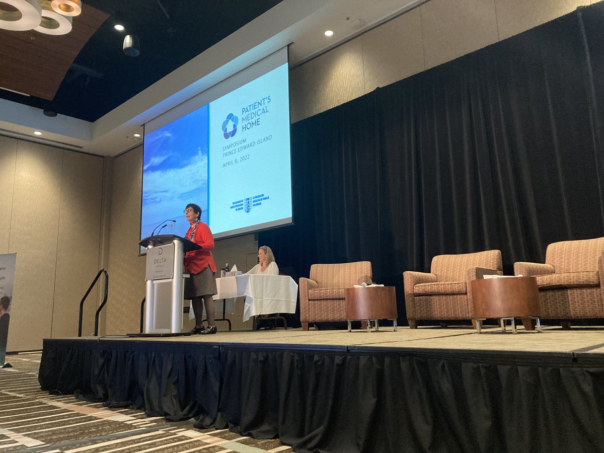 CFPC_e's tweet image. Morning address by Ernie Hudson, #PEI Minister of Health and Wellness, @cfpcceo and Mi’kmaq Knowledge Keeper during PMH Symposium
