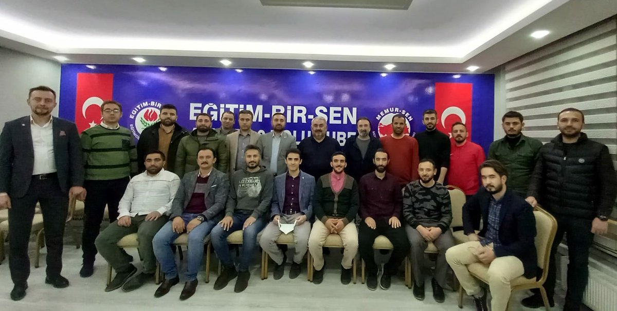 06gencmemursen's tweet photo. #SahurBuluşmaları

Sahur Buluşmalarımızın ilkini
AK Parti Konya Milletvekili
Eğitim Bir-Sen Eski Genel Sekreteri
Sn. Halil Etyemez'in teşrifleriyle icra ettik.

Sayın Vekilimize katılımları 
ve aktarımlarından dolayı
teşekkür ediyoruz.
@haliletyemez 
@Bekir_ENGUL63 https://t.co/cgpEg19ad3