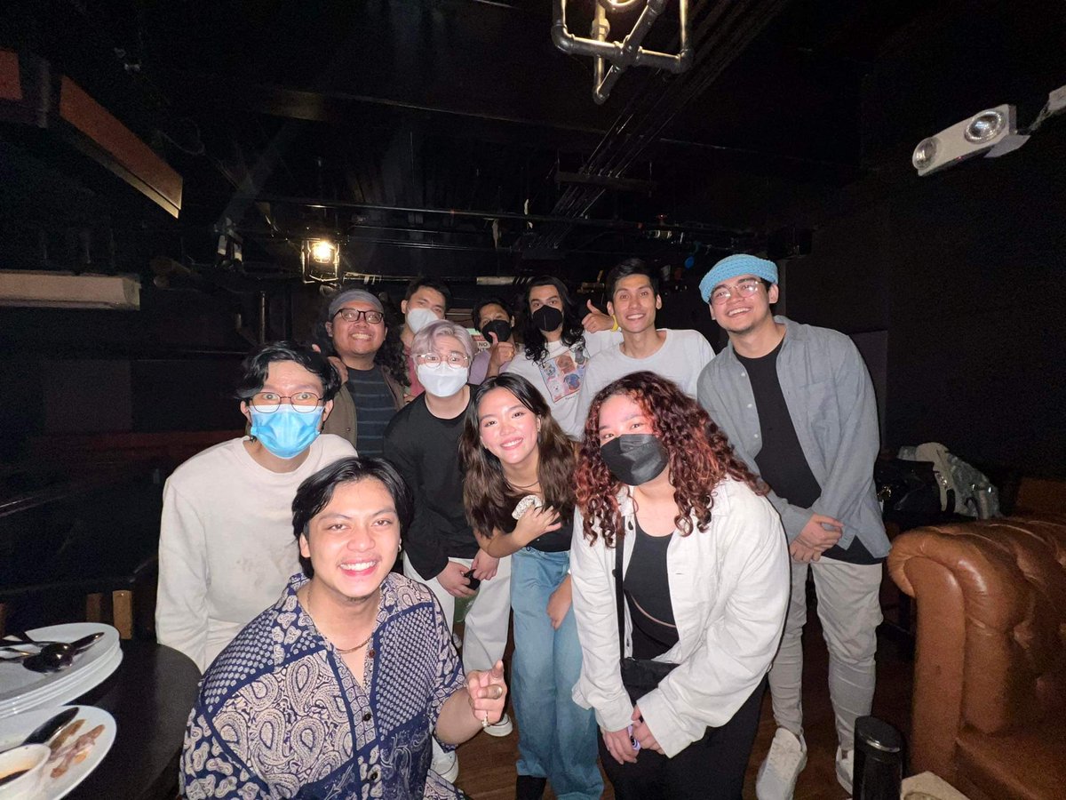 Ysanygo's tweet photo. we had our first gig in two years with @anynamesokay, @itsofmercury, and @munitheband last night!! thank you so much to everyone for being there and to @indieplayph for making #thisgig possible 💗🥺

Photos by @miguelherce_ @ninnalayug https://t.co/pLBlAGPFiY