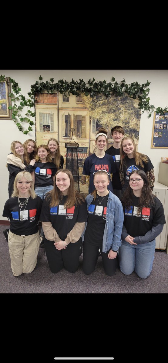 PulaskiFrench's tweet photo. French Club Photos!! Thank you to all who came:) We will update everyone for the next club meeting! #french #frenchclub https://t.co/H1PApVlDok