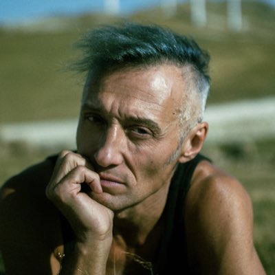 FLOOR IS LAVA tweet media