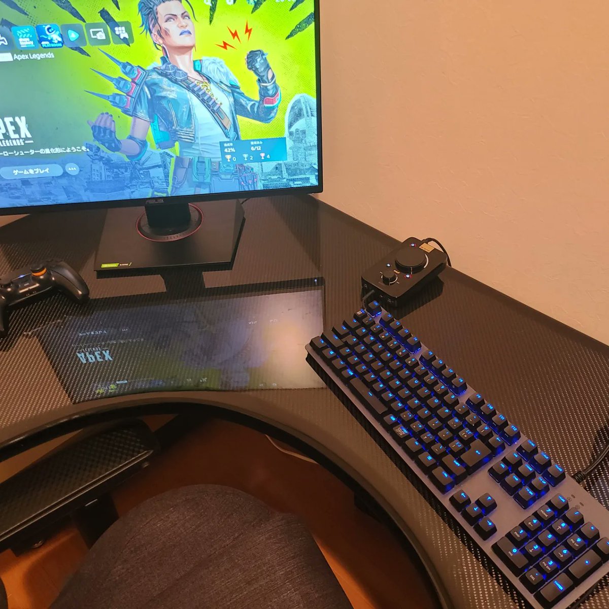 e3_factory's tweet photo. ゲーミングデスク完成しました。
製品化を検討しています。
I am thinking of commercializing a desk for games.
 #ゲーミングPC #ゲーミングデスク #ApexLegends #Tarkov #eスポーツ #twitch #logicool #Corsair #eSports #VALORANT #配信者 #YouTube #CrazyRaccoon   #TSM #PlayStation  #game https://t.co/uhIohGOWgc