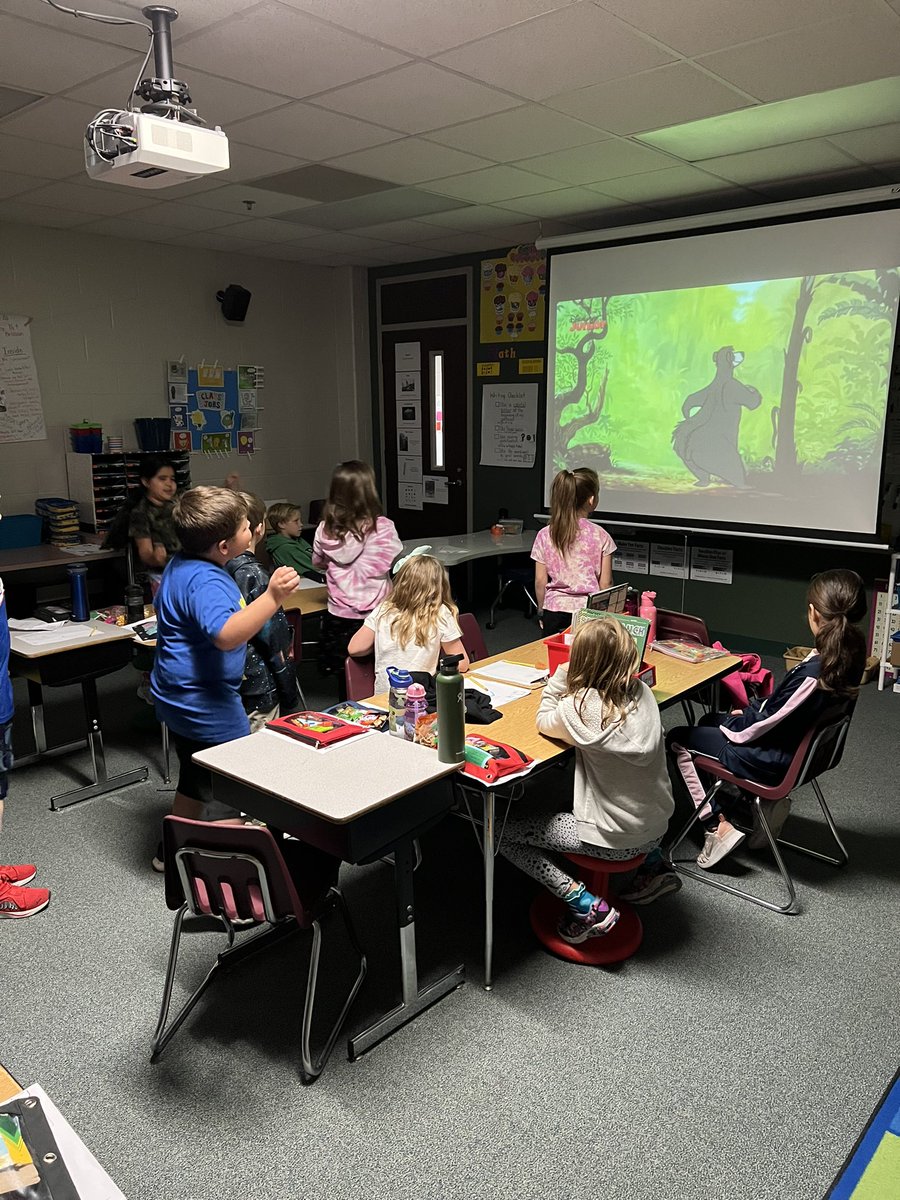 That Friday vibe! #bearnecessities #HumbleISD_BBE