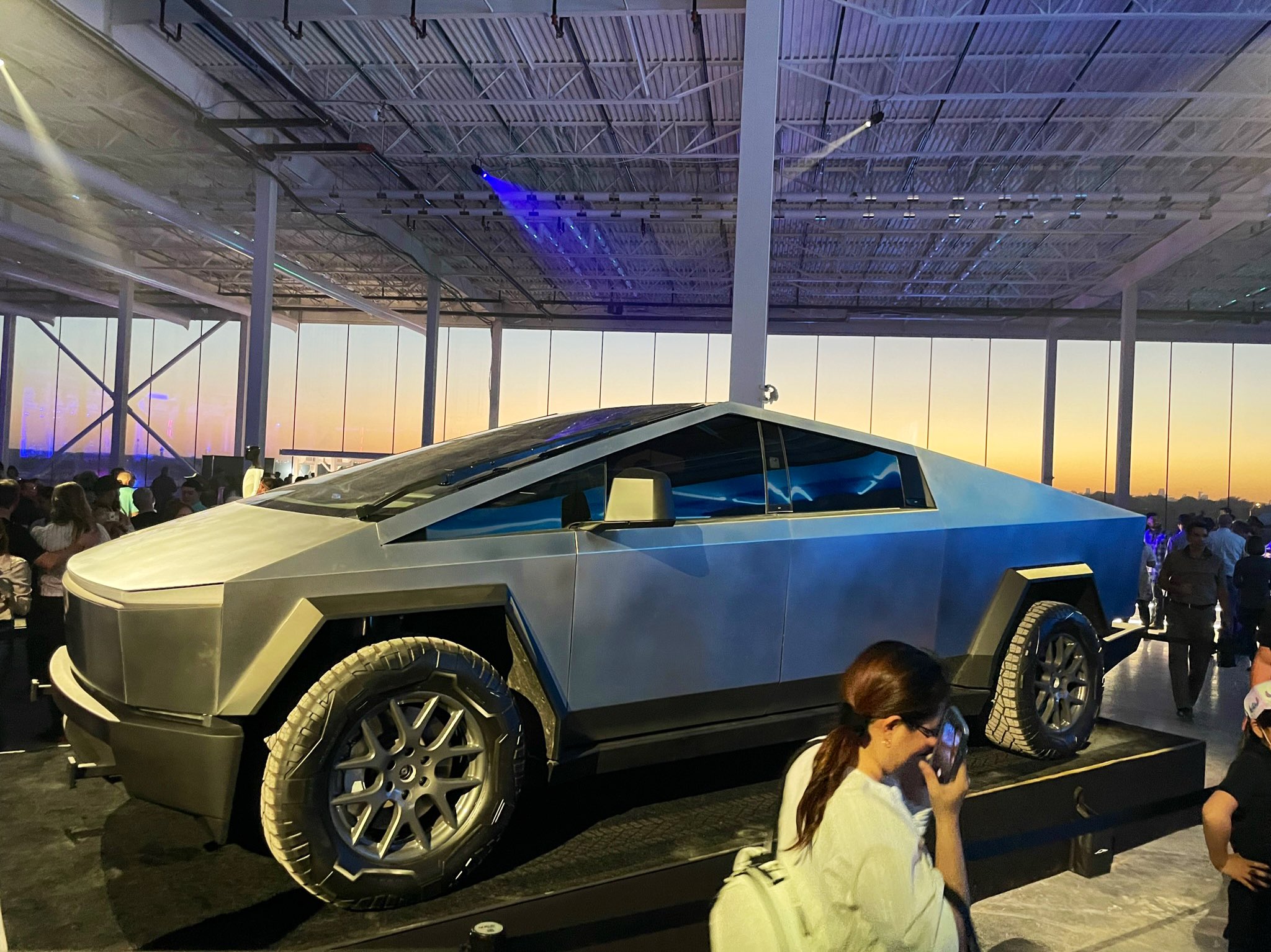 Tesla Owners Silicon Valley on Twitter: "Cybertruck looks straight out