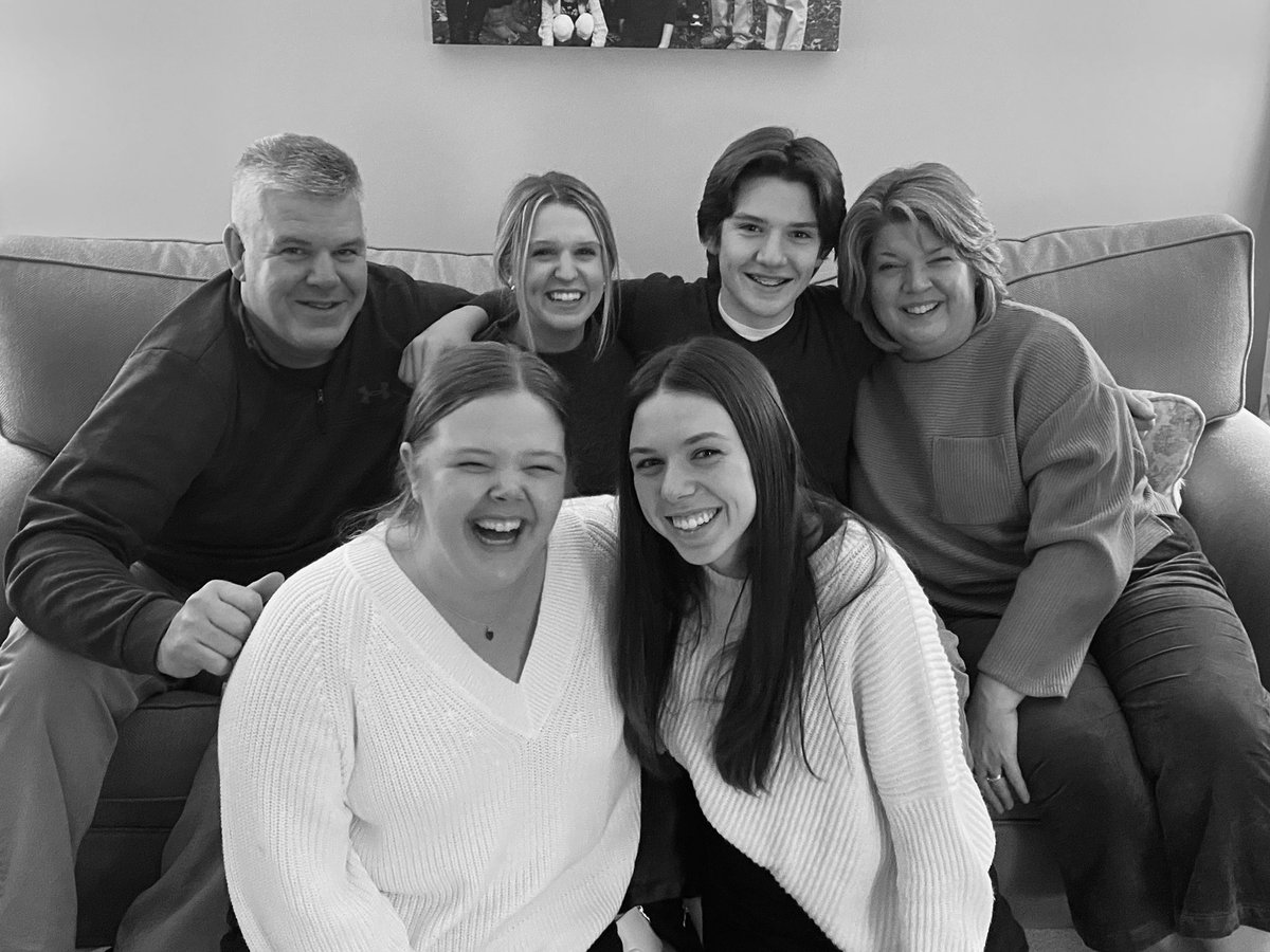 The big 1-8, Happy birthday Meghan, I hope you have an awesome day!  Congrats on your decision to go to Loyola, we are very proud of you!!